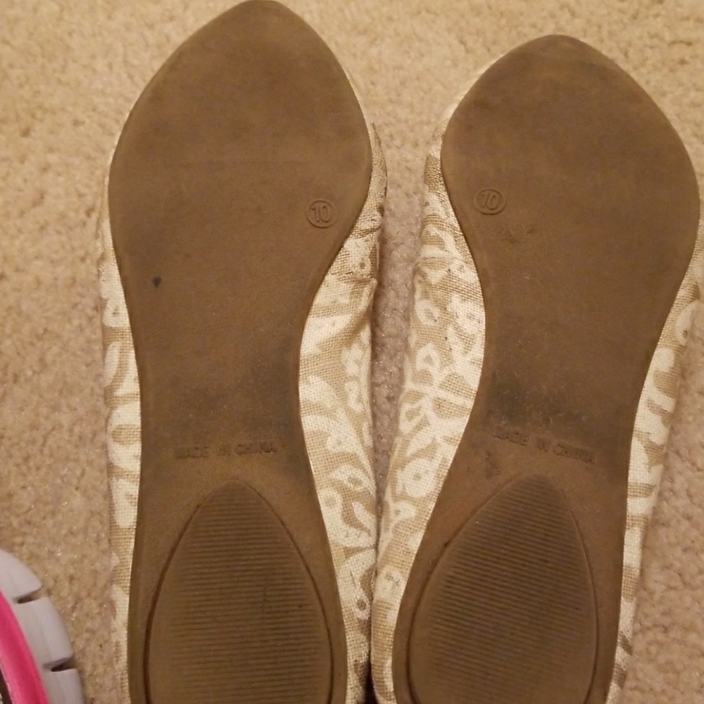 Flats - Picture 3 of 3