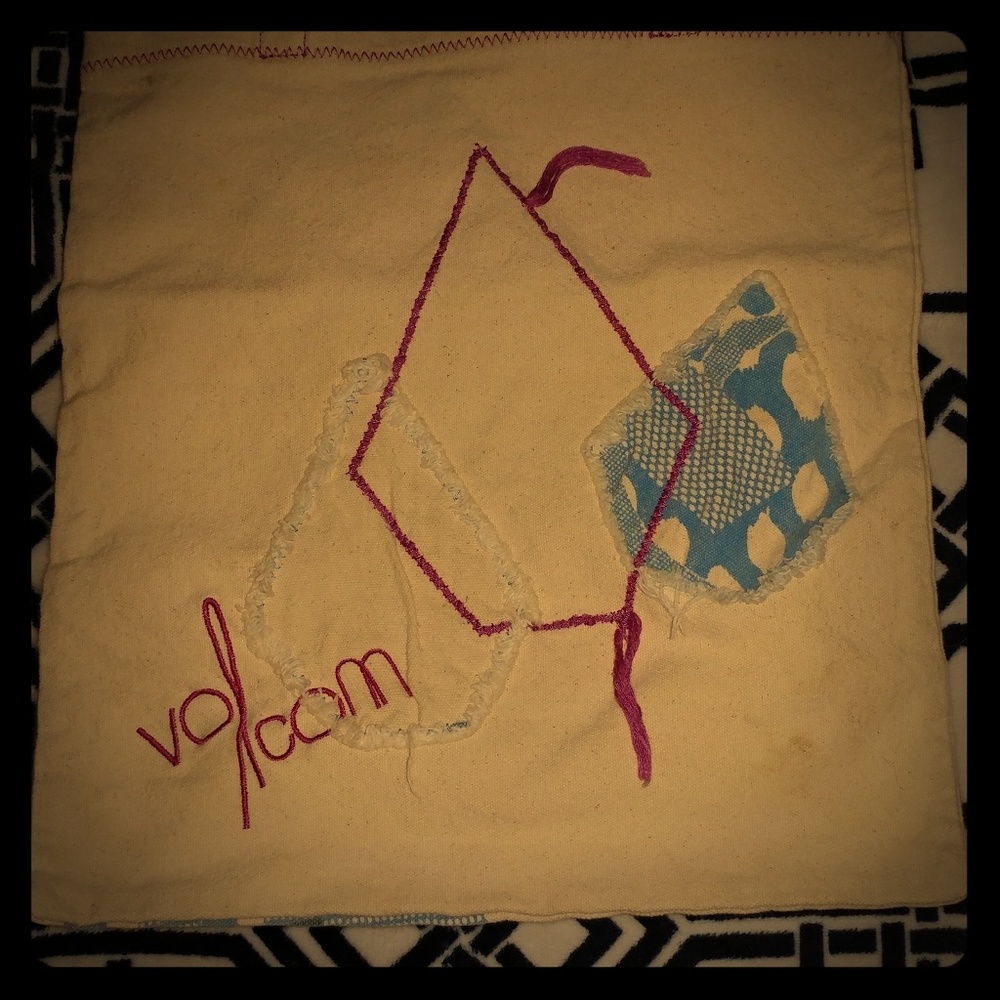 Volcom tote