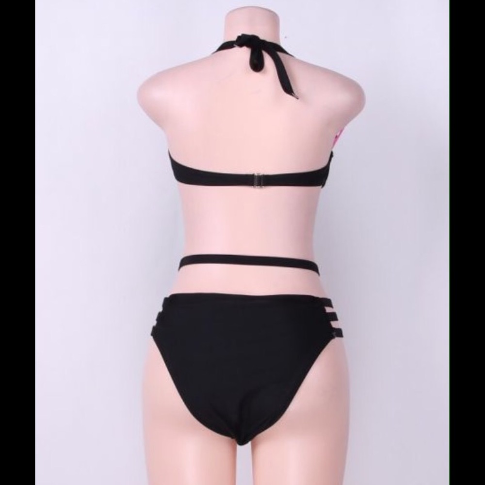 ❤️SALE❤️ Black strappy monokini - Picture 4 of 4