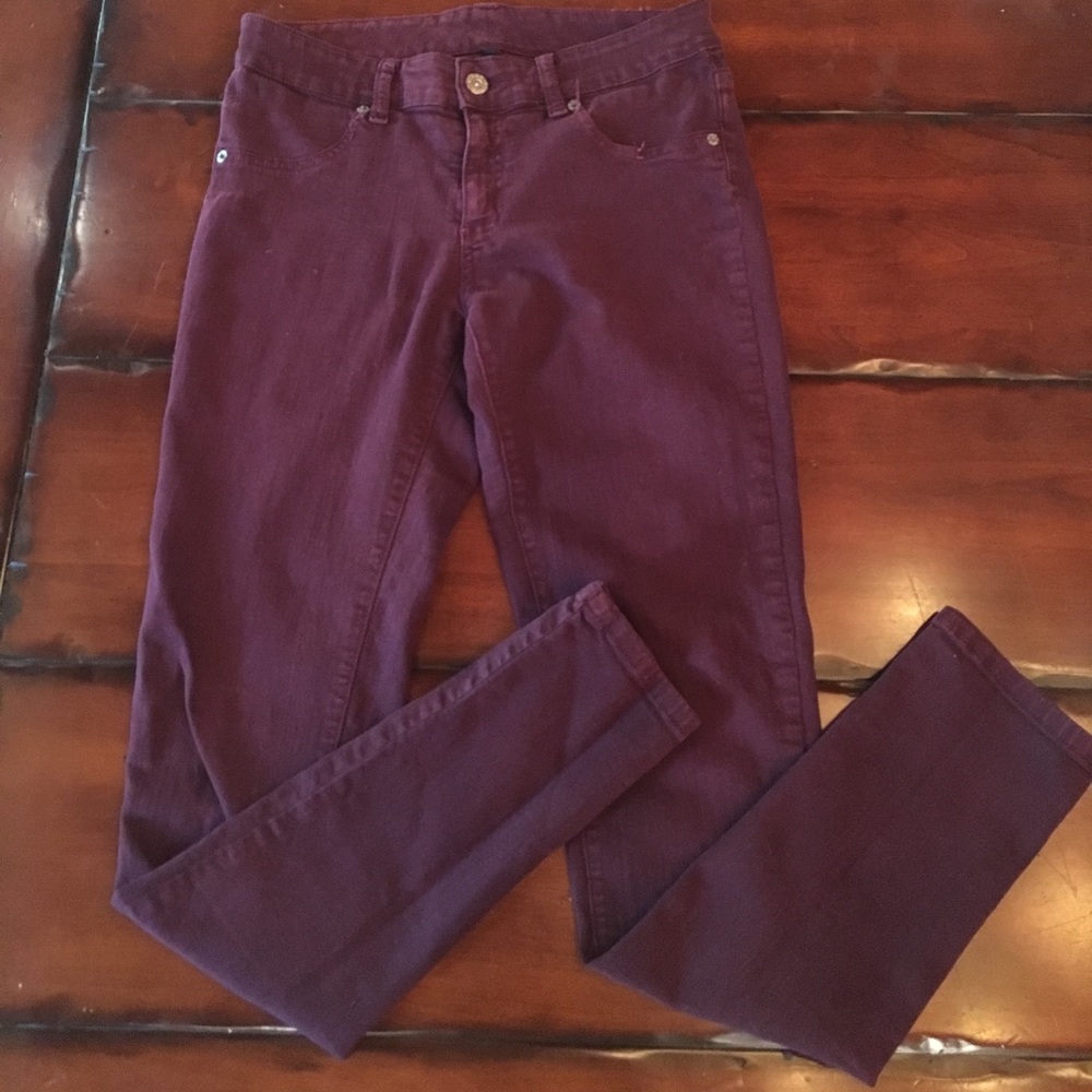 Burgundy skinny jeans