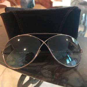 Tom ford sunglasses with case
