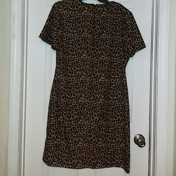 Dress - Picture 2 of 3