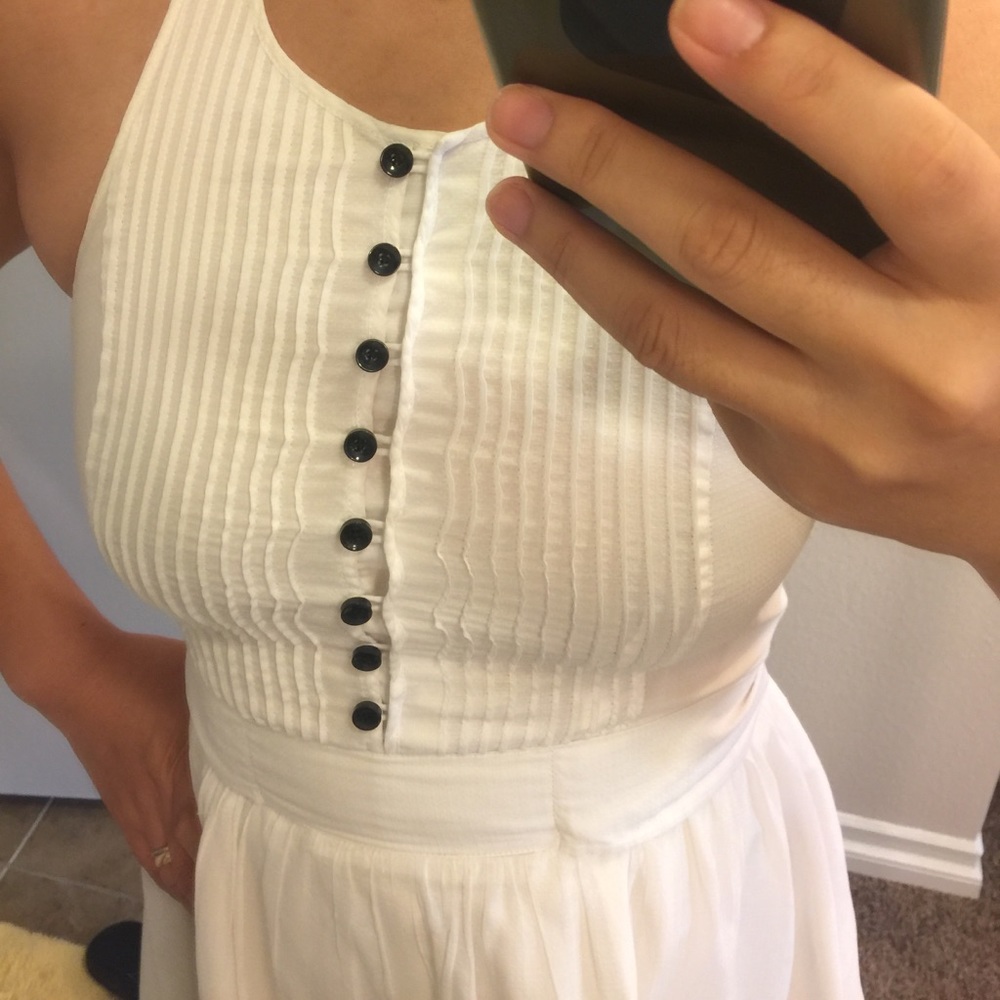 Super elegant white open back dress - Picture 2 of 5