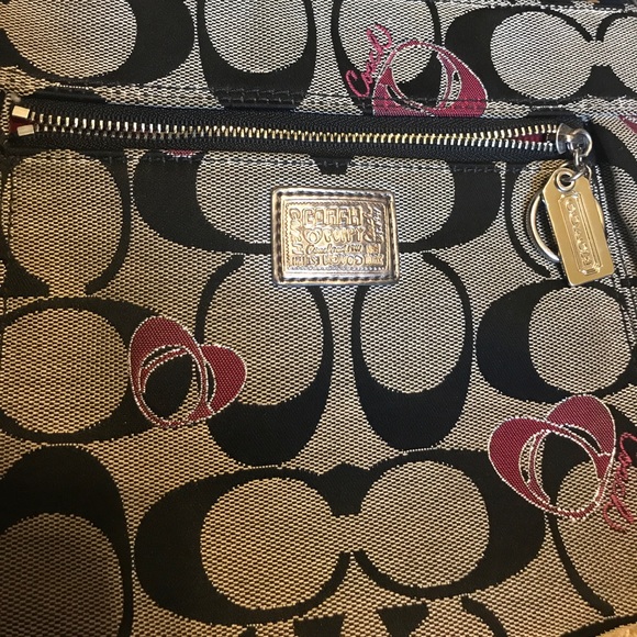 Authentic Coach Purse - Picture 2 of 5