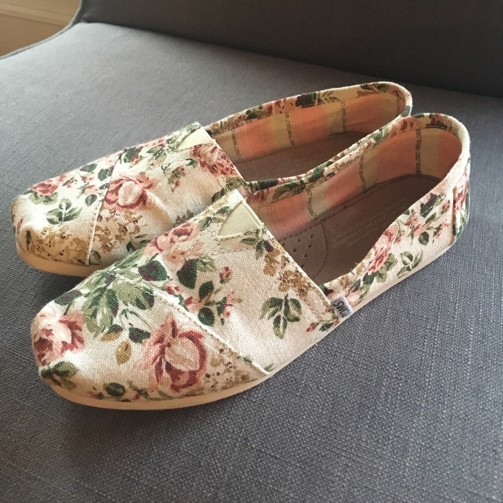 Toms Vintage Floral Slip-ons