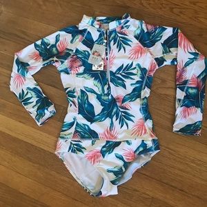 Long sleeve rash guard one piece bathing suit