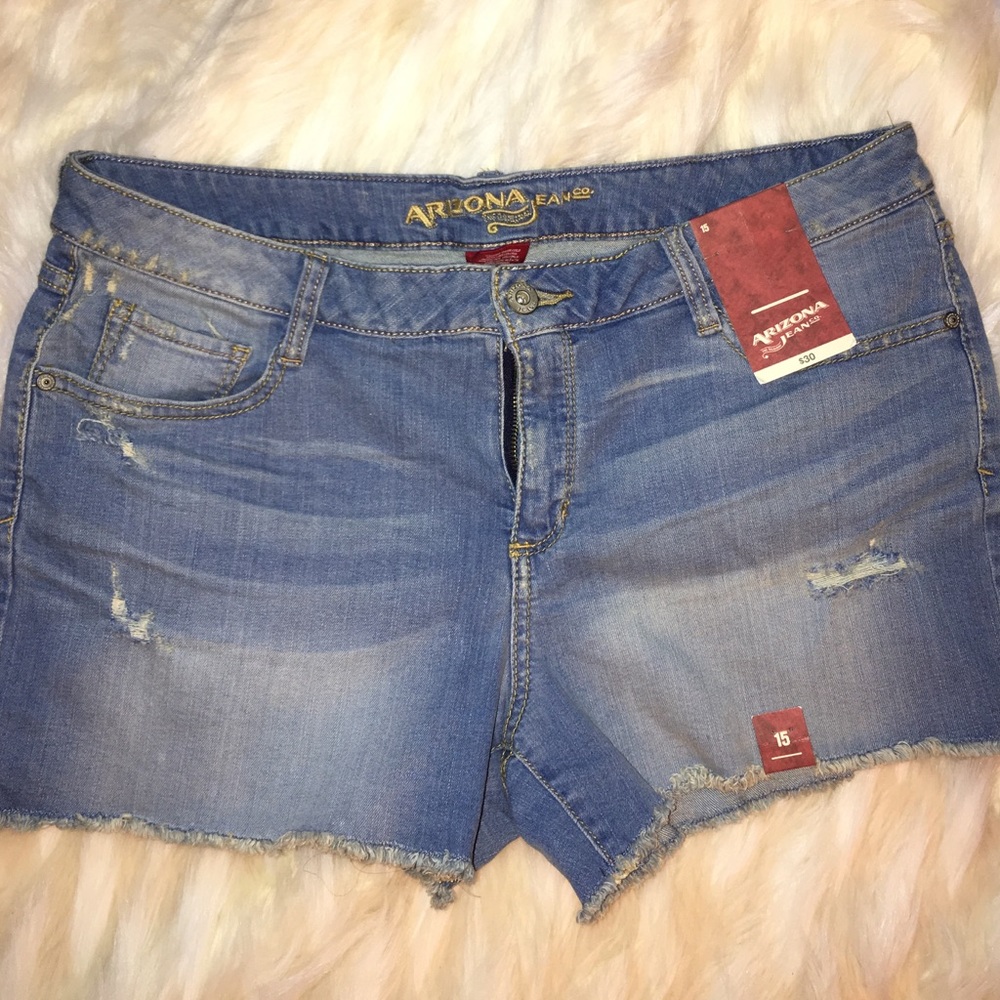 Arizona Light Wash Jean Shorts - NWT- Size 15