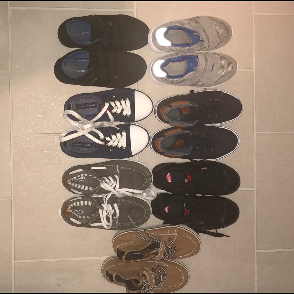 Lots of boys shoes size 1