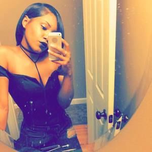 Meet your Posher, Ivana