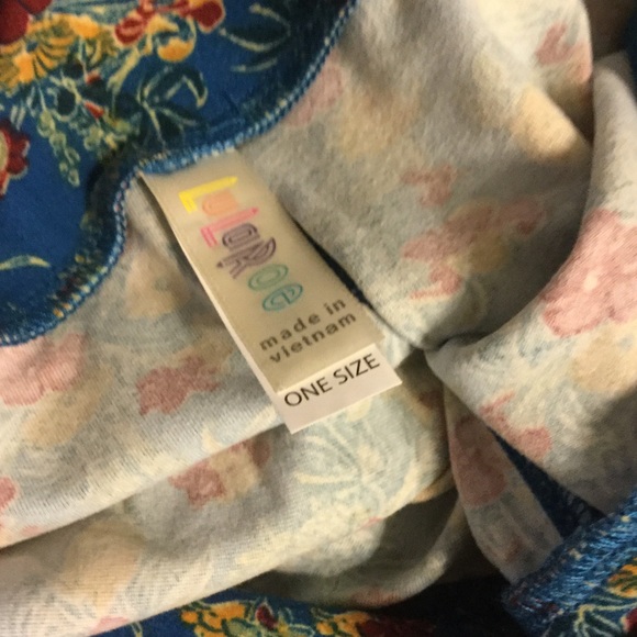 🌺Flower one Size leggings NWT - Picture 4 of 4