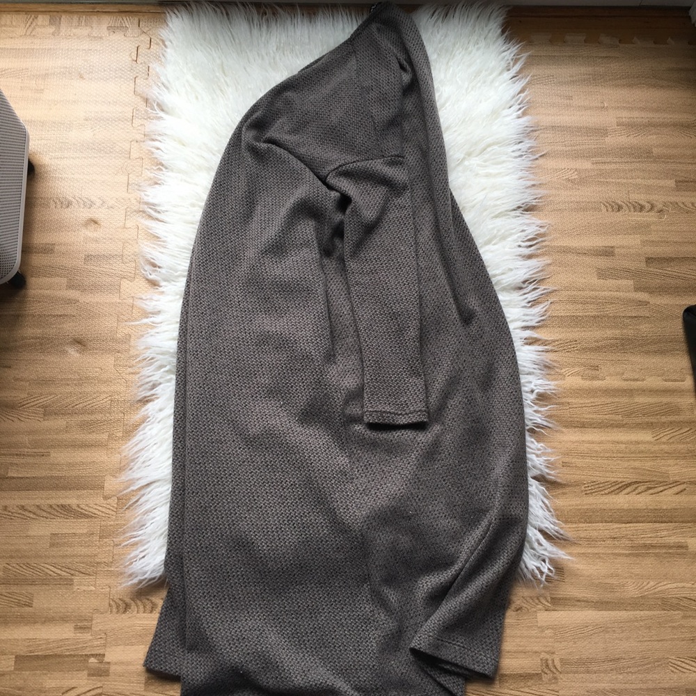 Knit cardigan/wrap in green