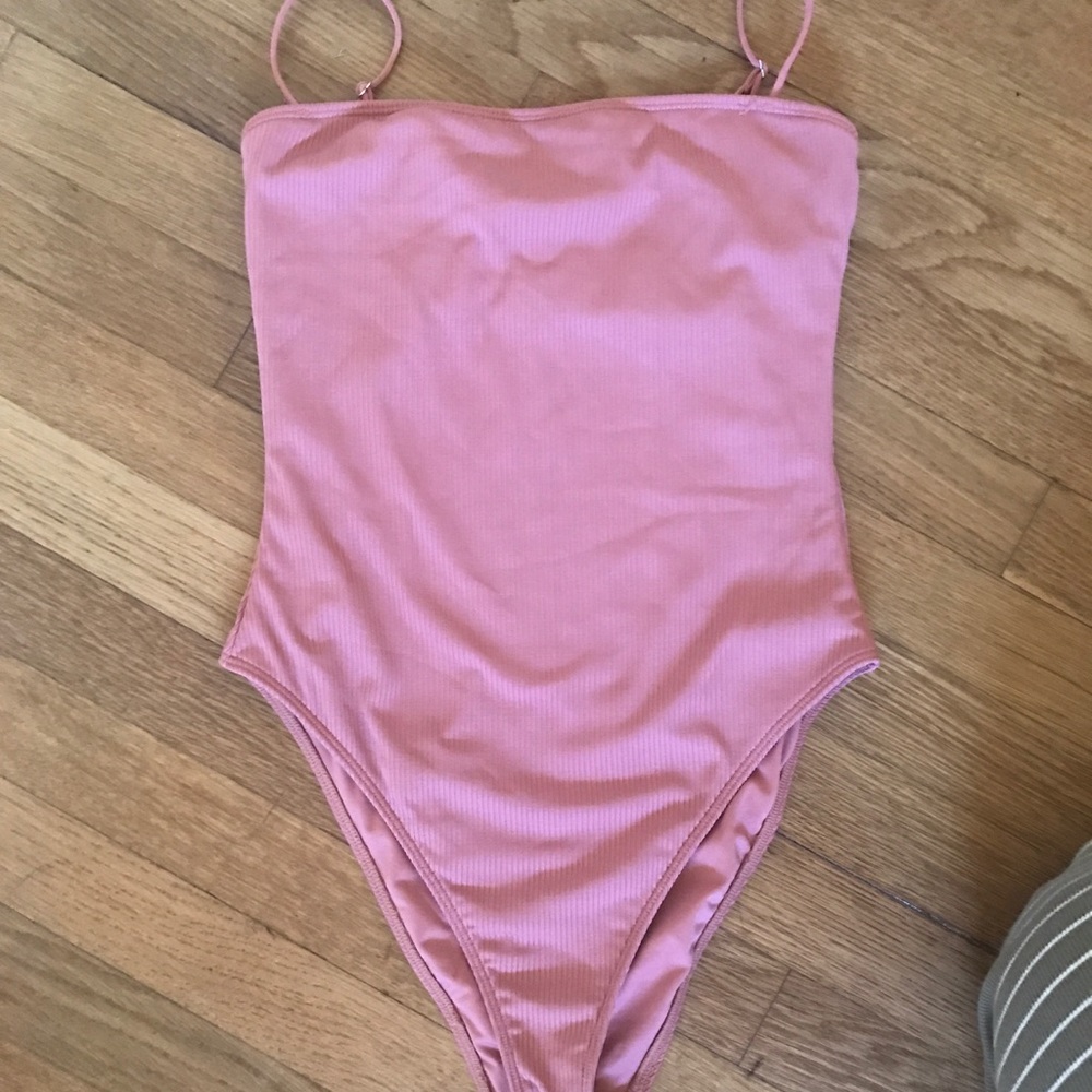Rosé colored, ribbed, one piece swimsuit