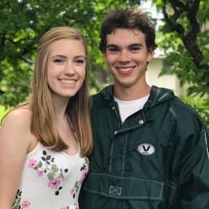 Meet your Posher, Annya