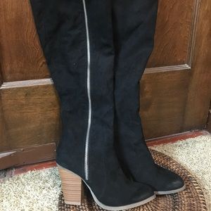 Black Lyrica JustFab knee high boots
