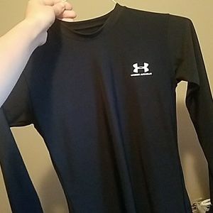 Long sleeve under armour top