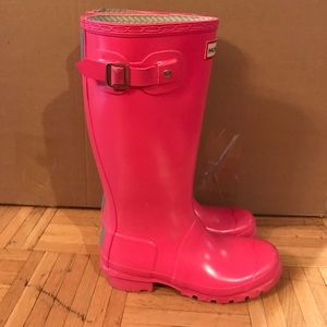 Pink Hunter Rain Boots!!