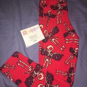 Lularoe S/M Halloween skeletons. NWT