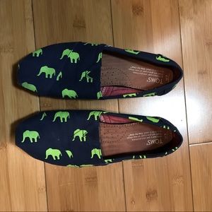 Green elephants toms !!!