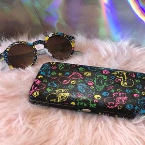 Funky glasses and wallet