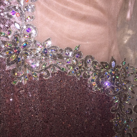 Formal Dress - Picture 6 of 8