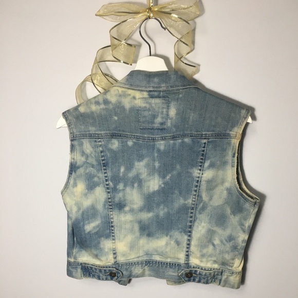 Acid-Washed Denim Vest - Picture 2 of 2