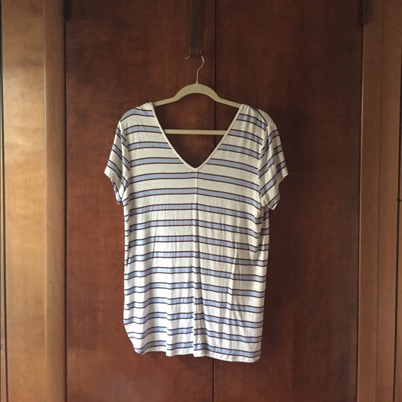 Anthro soft striped v neck tee - Picture 4 of 6