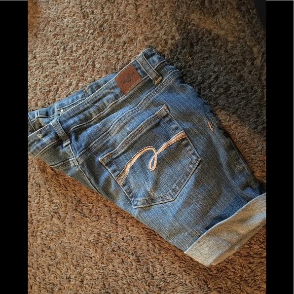 Justice - Picture 2 of 2