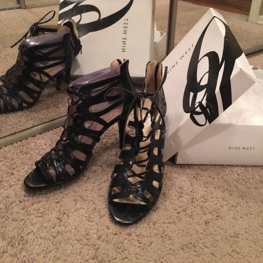 Nine West Black Shoetie/Sandal