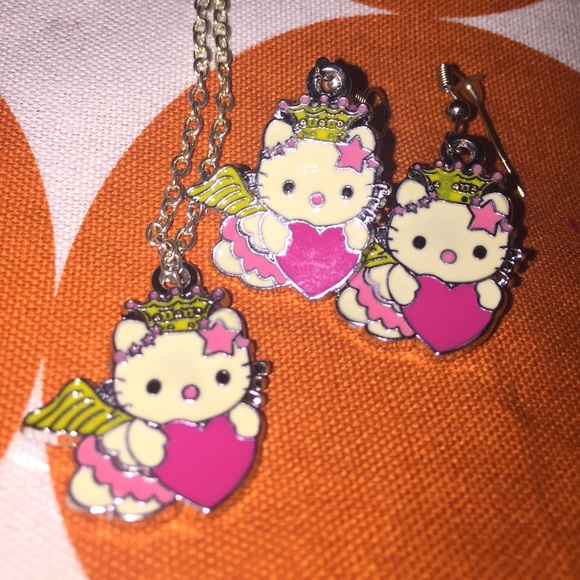 Jewelry - Picture 4 of 4