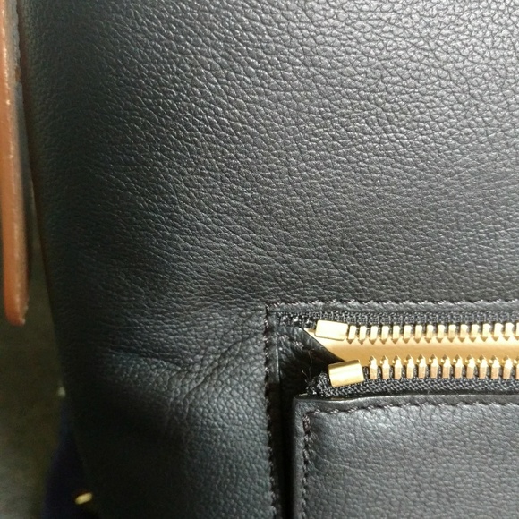 💟SOLD💟Dooney & Bourke Raleigh Roxy - Picture 6 of 7