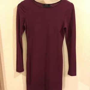 Forever 21 maroon long sleeve dress