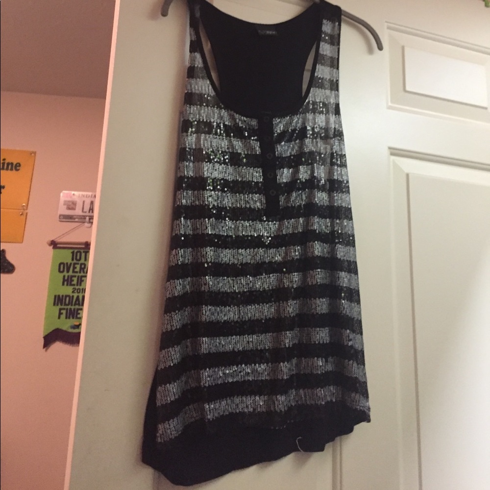 Day trip tank top