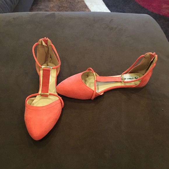 Brand new suede peach flats. - Picture 2 of 3