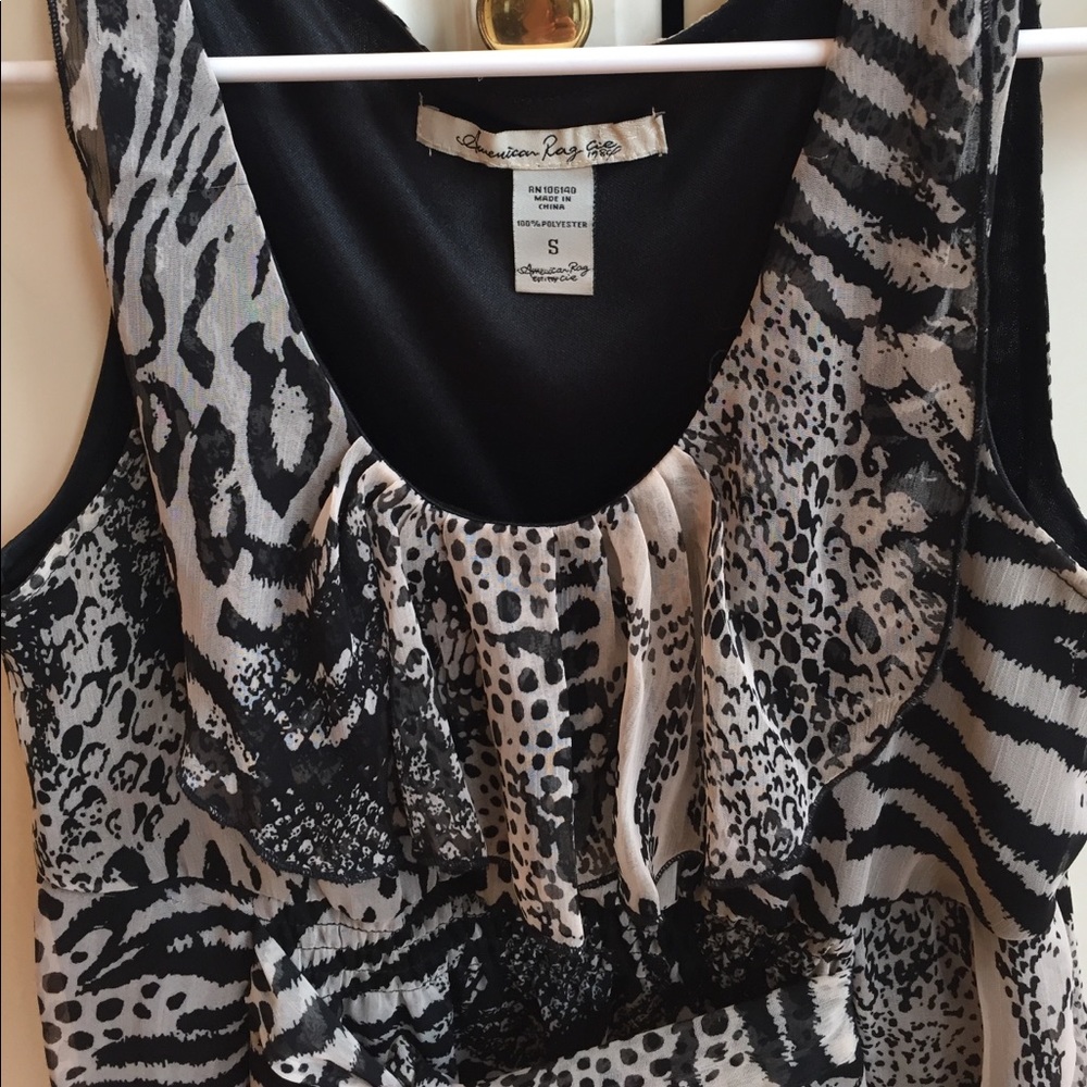 Dress - Picture 2 of 3