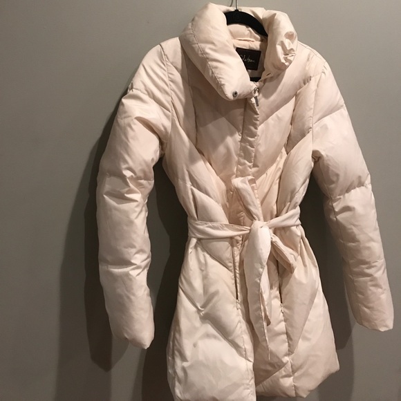 Cream Cole Haan puffer jacket, barely worn - Picture 2 of 3