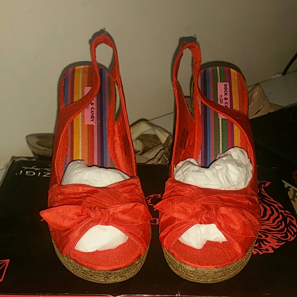 *SOLD* Rock & Candy Wedges