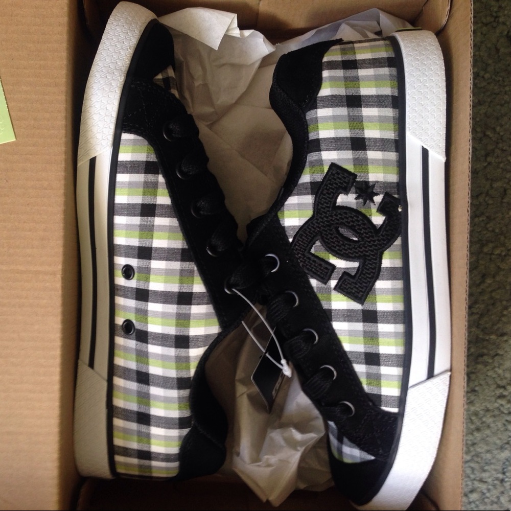 DC skate shoe Chelsea size 7