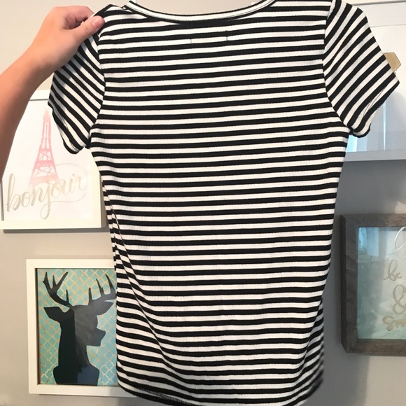 Black and White Tie-up shirt! - Picture 2 of 2