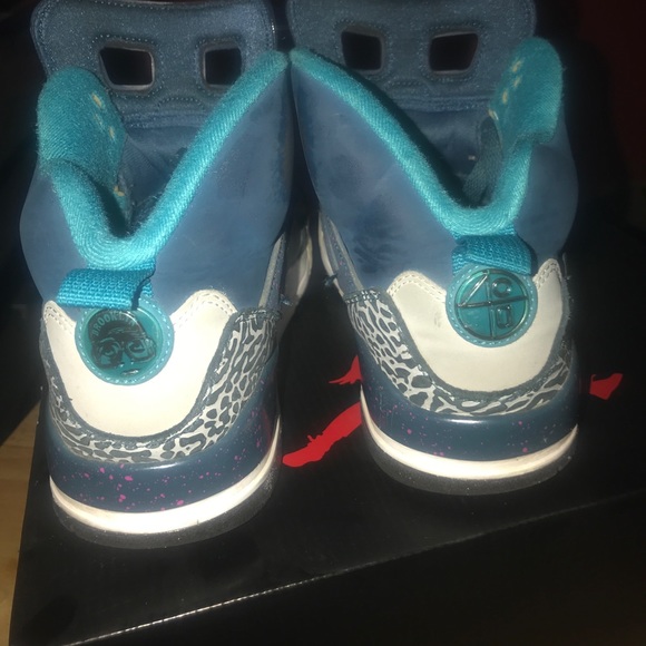Jordan Spizike “Space Blue” - Picture 2 of 4