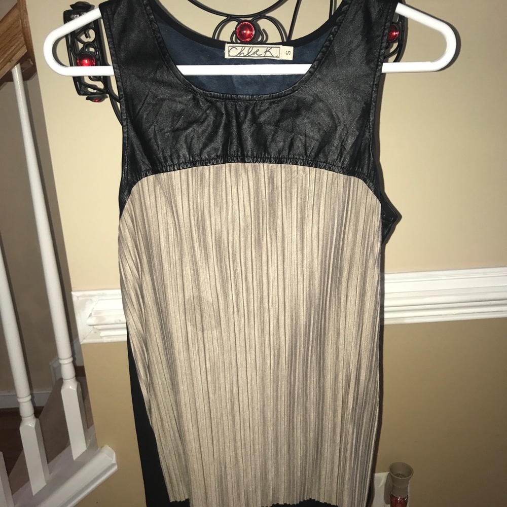 Black and Tan tank shirt. Open back/leather top.