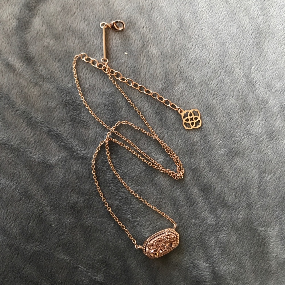 Kendra Scott Elise necklace
