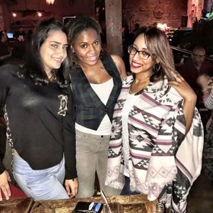 Meet your Posher, Elizabeth