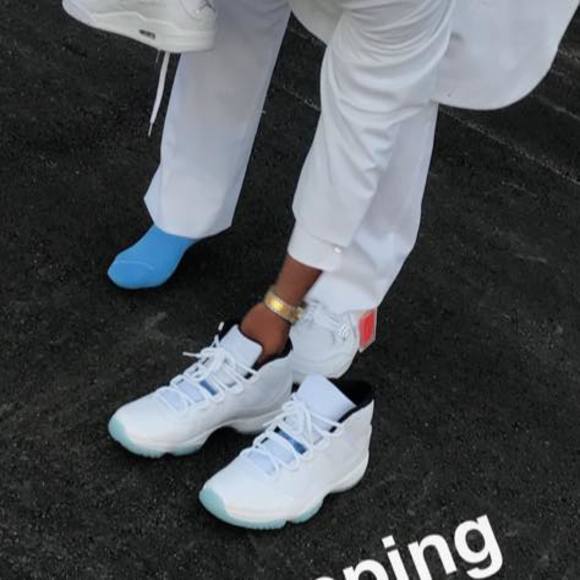 Meet your Posher, Derryon - Picture 1 of 1