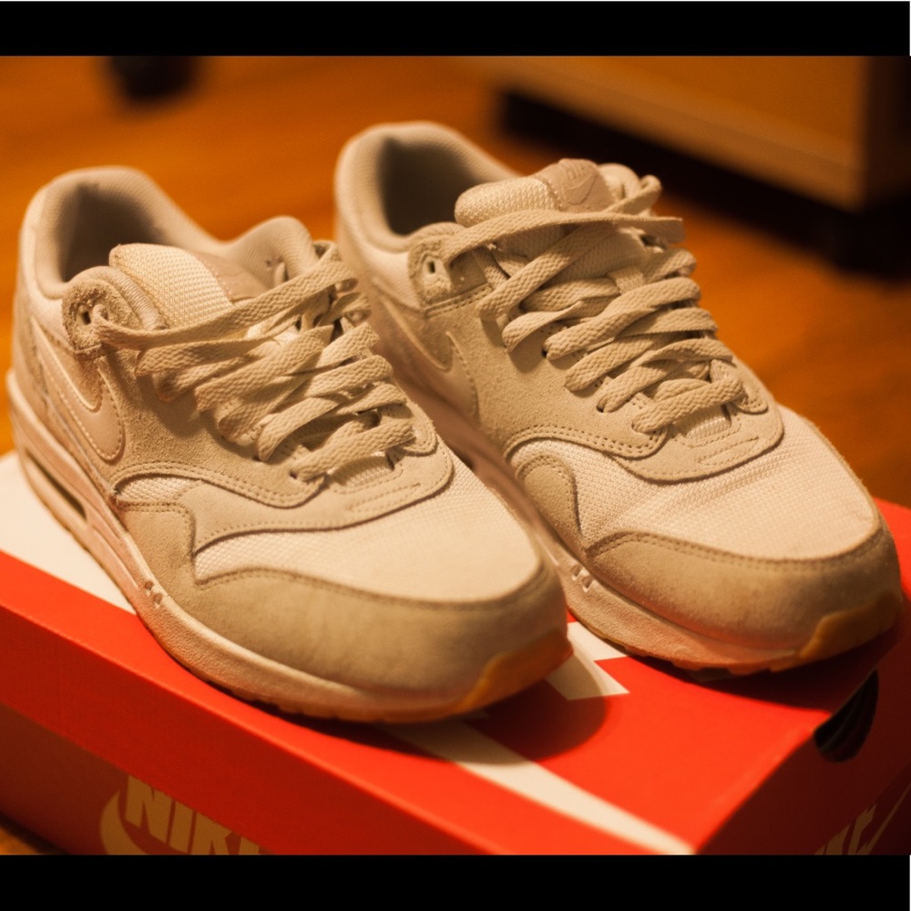 Nike Air Max 1 Essential