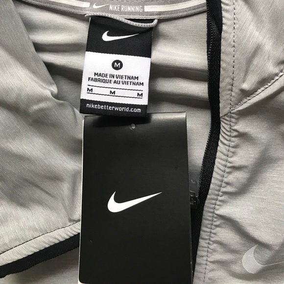 NEW Nike jacket / windbreaker - Picture 3 of 4