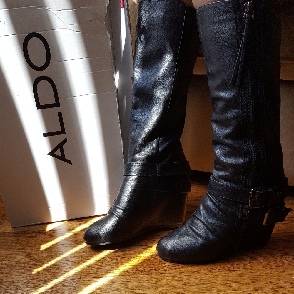 Wedge Boots