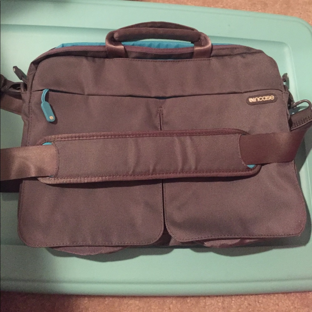 13' Incase Laptop Case/Travel Bag