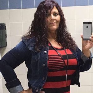 Meet your Posher, Djuna