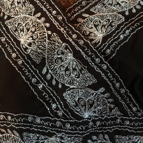 Halter top - Picture 2 of 4