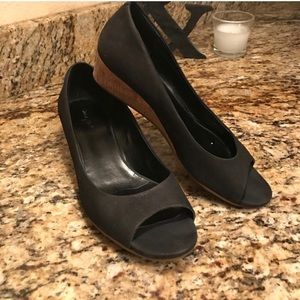 Cole Haan black leather wedge 7.5